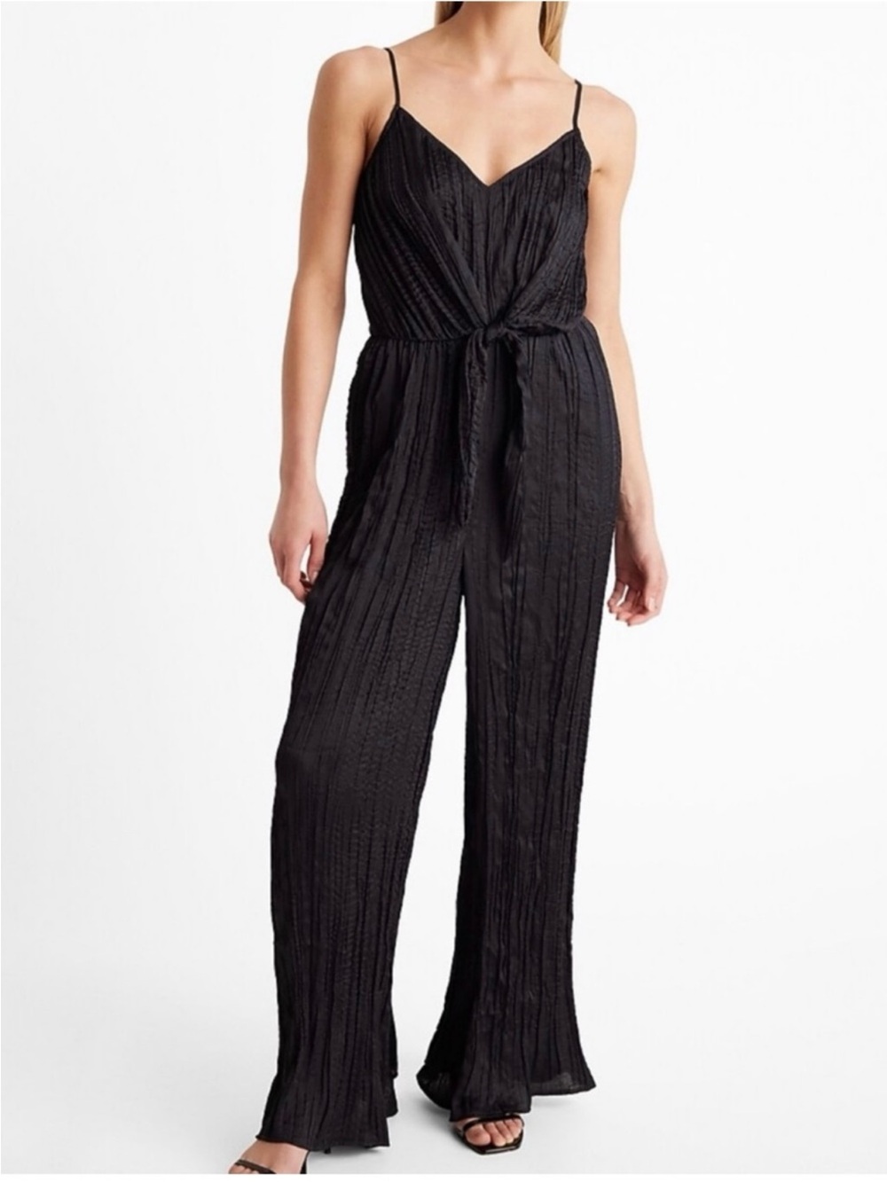 NWT Express Black Plisse Jumpsuit XL Pleated Tie Front Wide Leg V Neck Cocktail